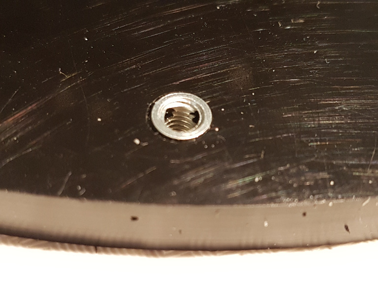 Datei:MowerDiskScrewDetaillView3.jpg