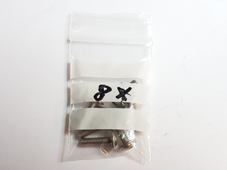 Datei:MotorScrews.jpg