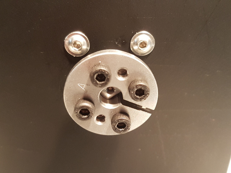 Datei:ClampingFixtureOutside2.jpg