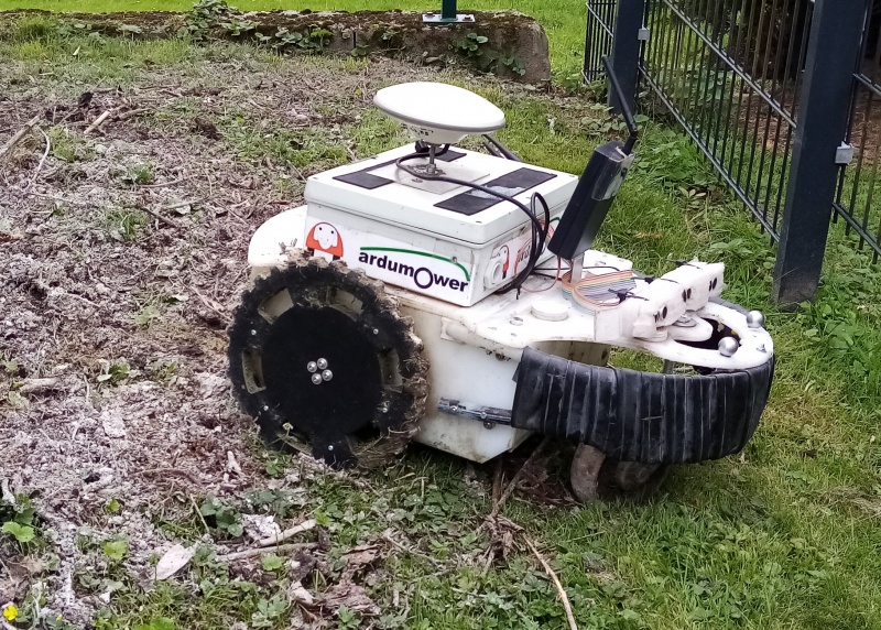 Datei:Ardumower safari.jpeg