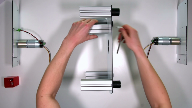 Datei:Chassis2021Assembly3.png